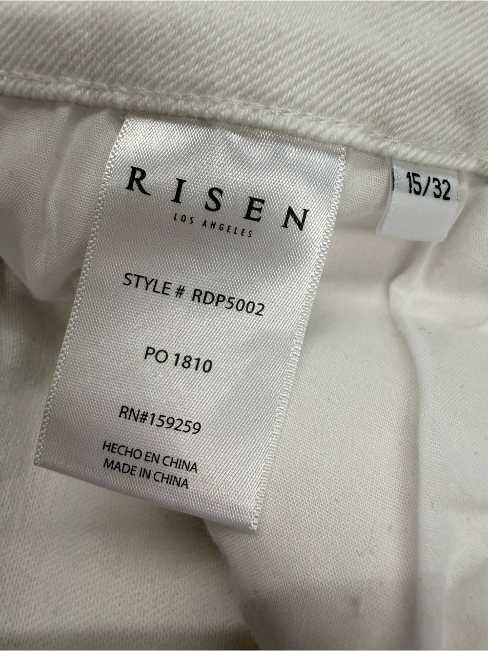 NWT Risen White Distressed Straight Leg Jeans, Size 15/32 - Picture 11 of 12